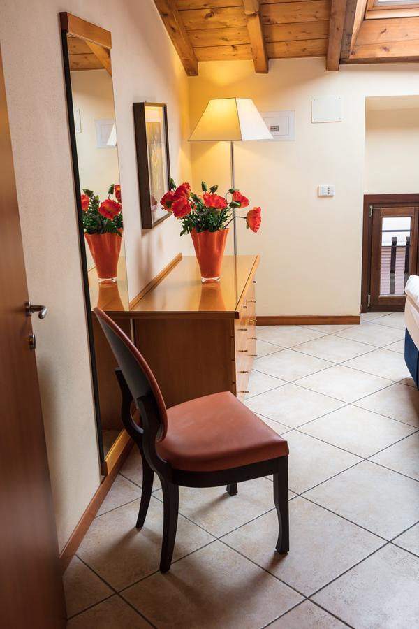 Appartamenti La Grotta Bardolino Extérieur photo